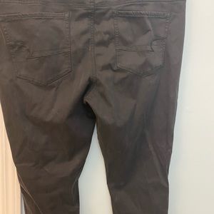 American Eagle NWT Size 20 Black Jeggings
